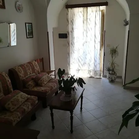 Casa Vittoria Vignacastrisi